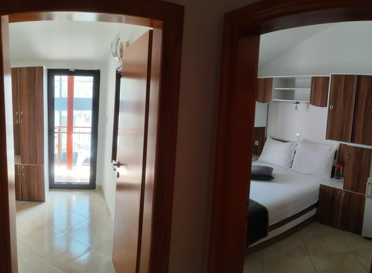 Villa Dvor Kornic Budua Esterno foto